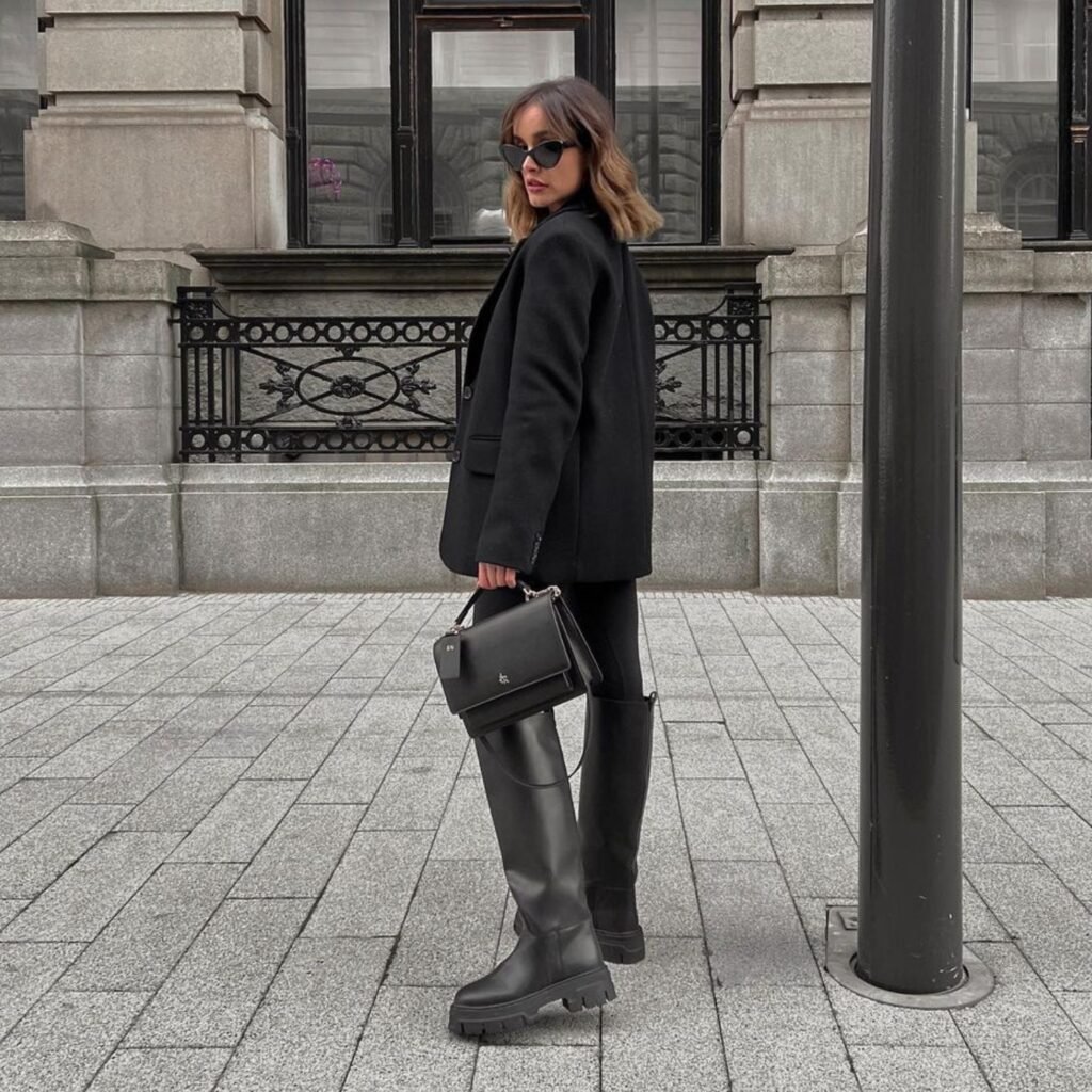 minimalist clothing style female